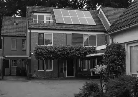 Dinfagpartner solcelleanlæg